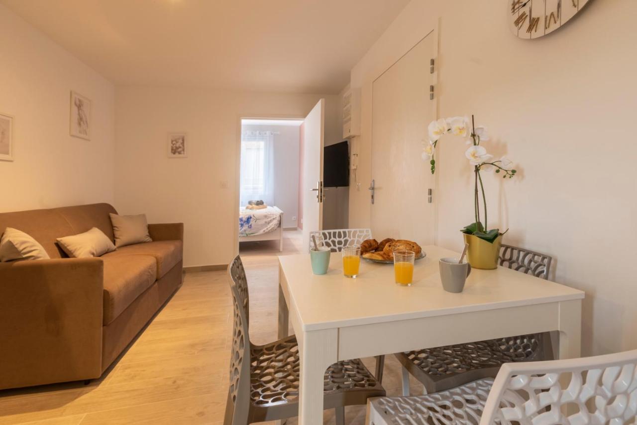 Loc Trotteur Le Fleur Des Champs F2 Cosy, Gare Sncf De Lourdes Apartment Luaran gambar